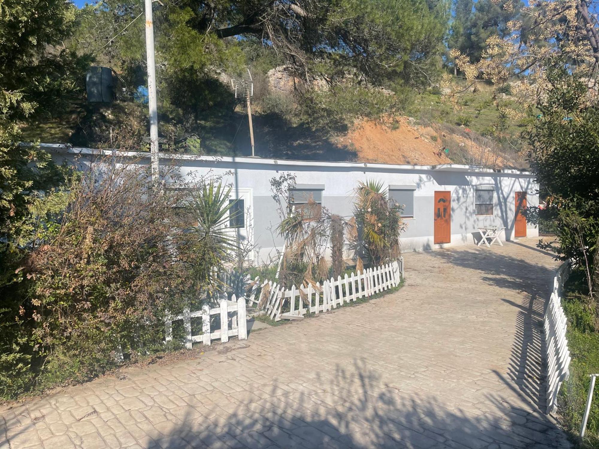 Panorama Rooms Elbasan Exterior photo